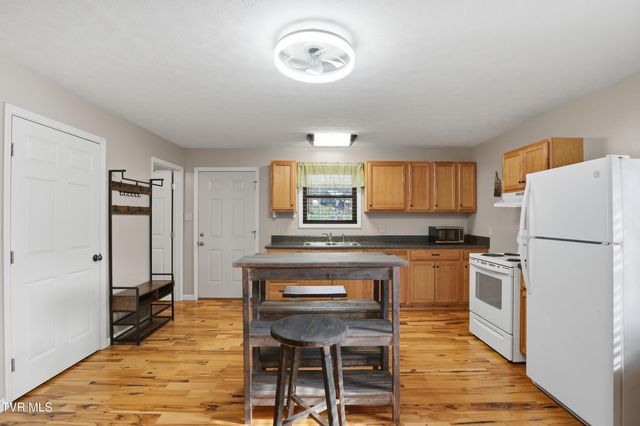 6720 Canton Road, Blackwater, VA 24221