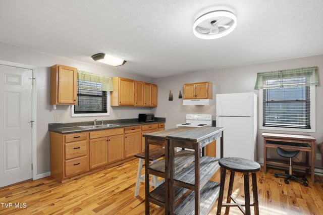 6720 Canton Road, Blackwater, VA 24221