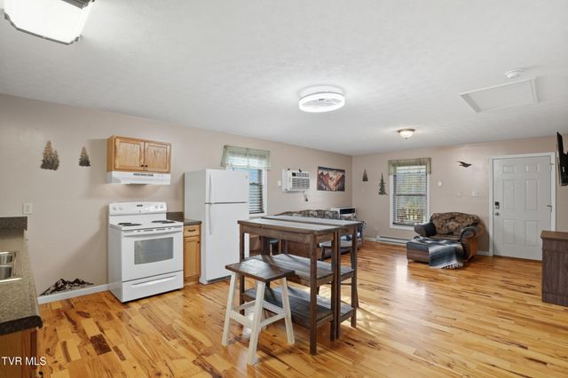 6720 Canton Road, Blackwater, VA 24221