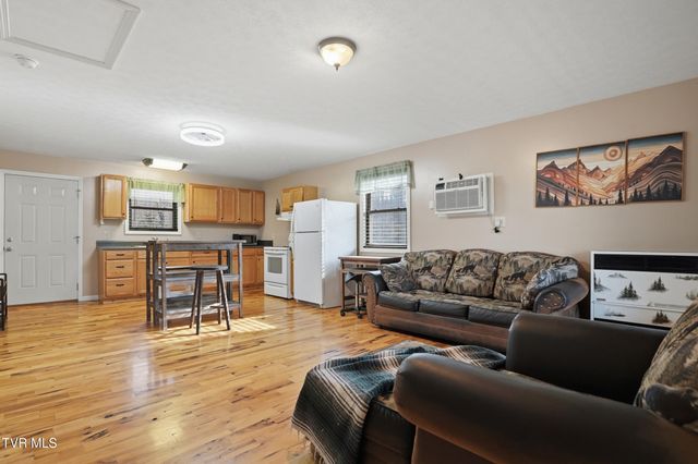 6720 Canton Road, Blackwater, VA 24221