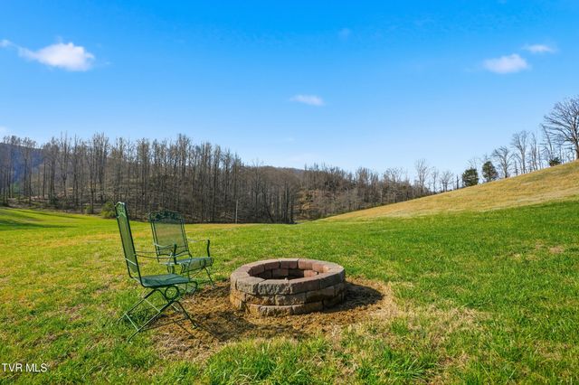 6720 Canton Road, Blackwater, VA 24221