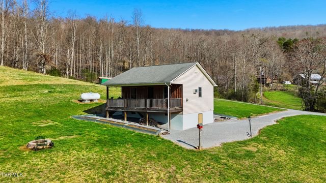 6720 Canton Road, Blackwater, VA 24221