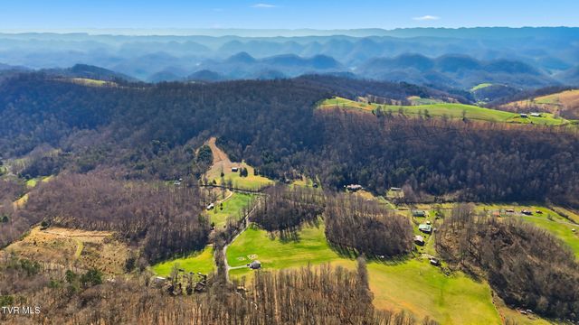 6720 Canton Road, Blackwater, VA 24221