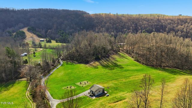 6720 Canton Road, Blackwater, VA 24221