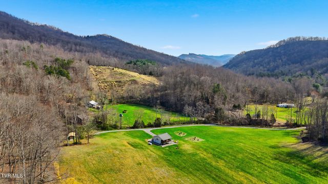 6720 Canton Road, Blackwater, VA 24221