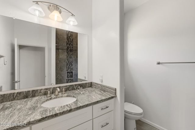 3335 E Canyoneer Drive, Vail, AZ 85641