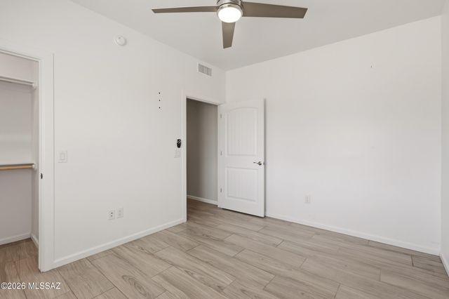 3335 E Canyoneer Drive, Vail, AZ 85641