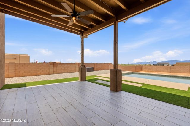 3335 E Canyoneer Drive, Vail, AZ 85641