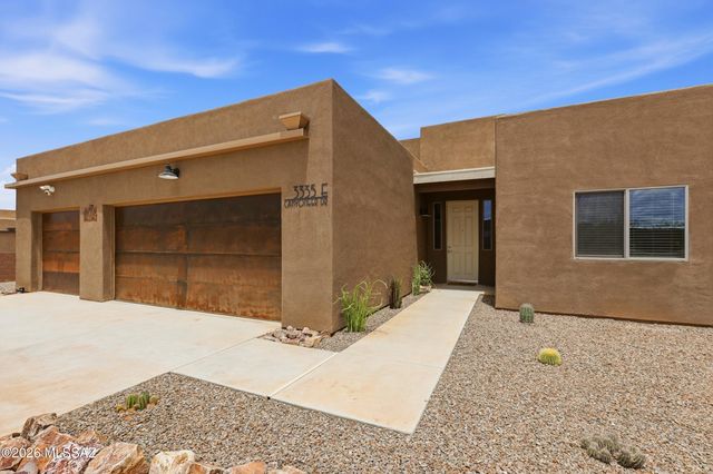 3335 E Canyoneer Drive, Vail, AZ 85641