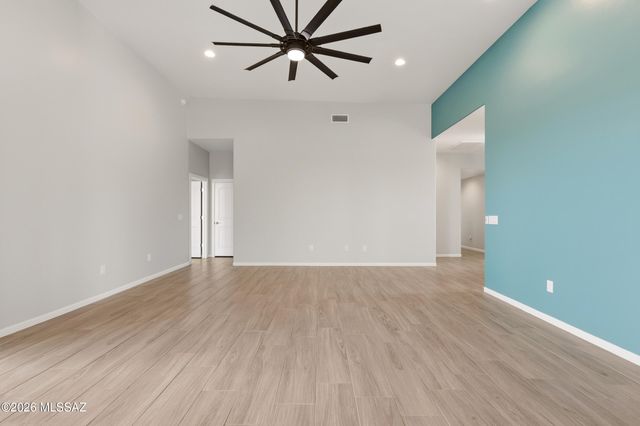 3335 E Canyoneer Drive, Vail, AZ 85641
