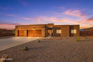 3335 E Canyoneer Drive, Vail, AZ 85641