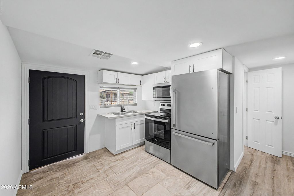 5959 W GARDENIA Avenue, Glendale, AZ 85301 — photo 5