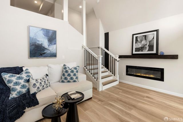 90 Peralta Avenue, San Francisco, CA 94110