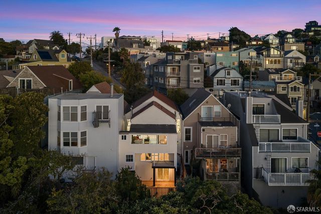 90 Peralta Avenue, San Francisco, CA 94110