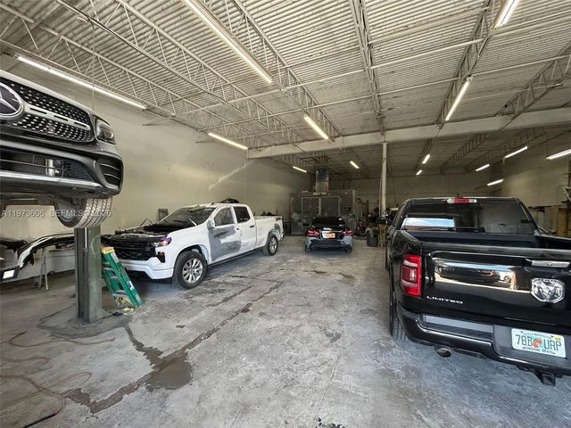 8xxx NW 117th Street, Hialeah Gardens, FL 33018