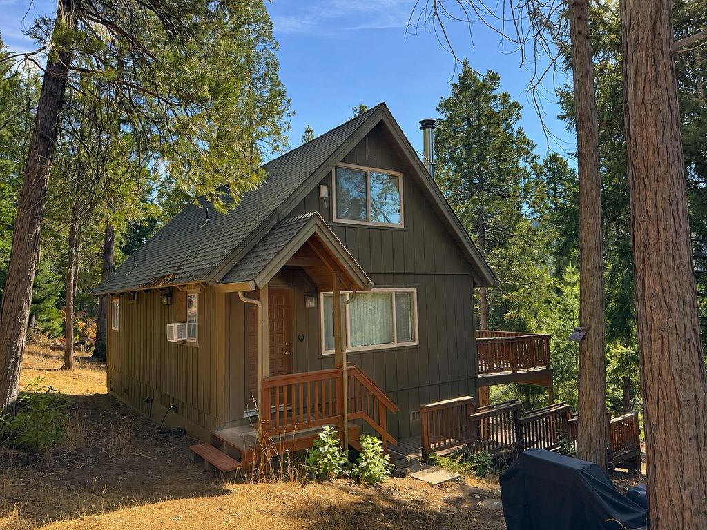 26661 Cedar Ave, Pioneer, CA 95666