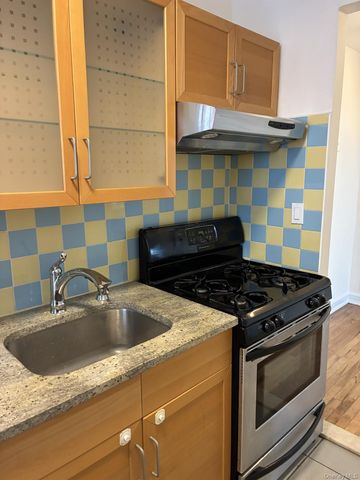 75-20 113th Street 6M, Forest Hills, NY 11375