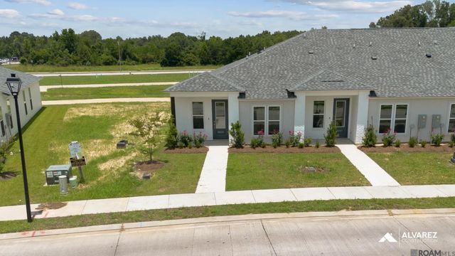 5639 Emmie Dr, Zachary, LA 70791