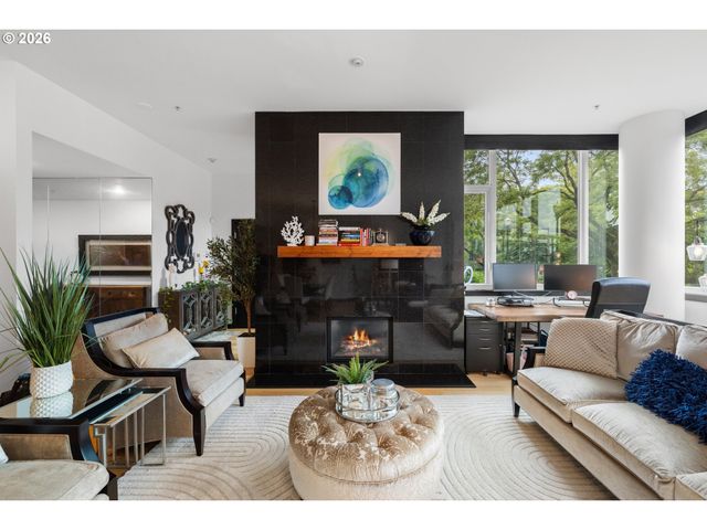 1900 S RIVER Dr N106, Portland, OR 97201