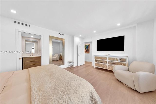 9801 Collins Ave 11A, Bal Harbour, FL 33154