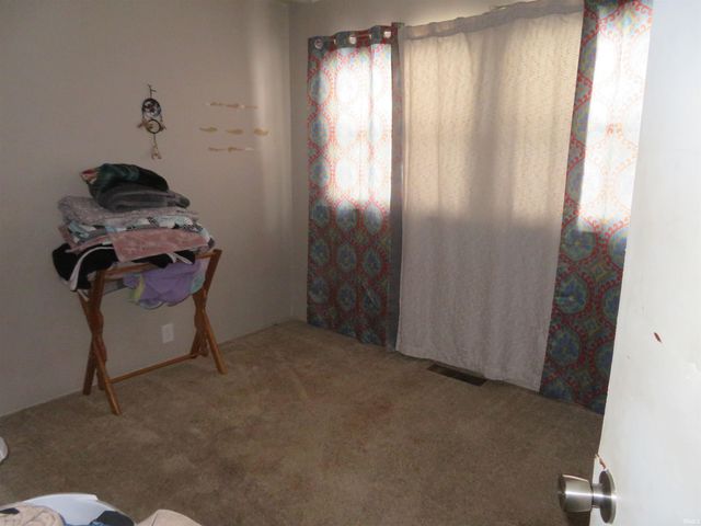 1228 MEADOWBROOK Drive, Kokomo, IN 46902