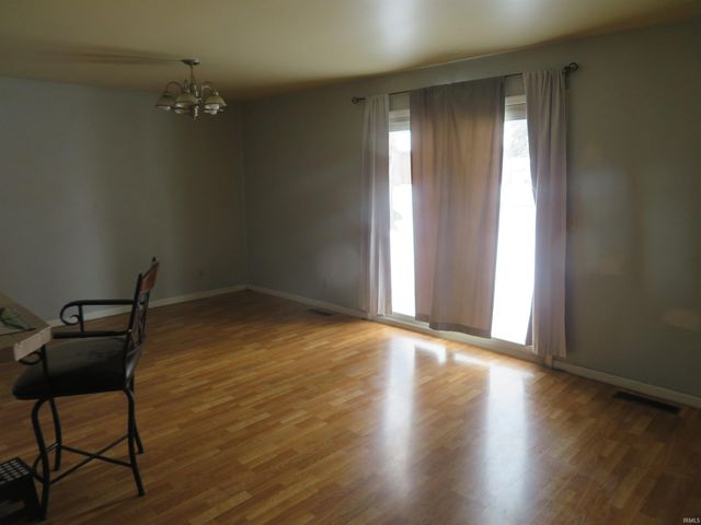 1228 MEADOWBROOK Drive, Kokomo, IN 46902