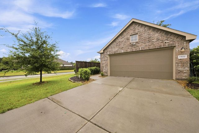 19114 Sangro Drive, New Caney, TX 77357