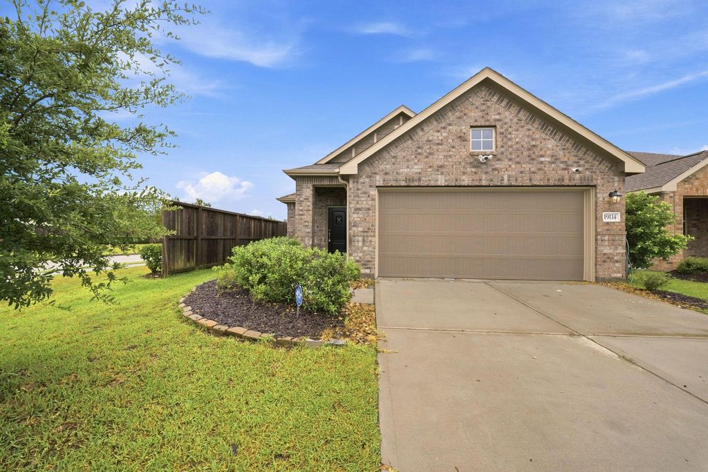 19114 Sangro Drive, New Caney, TX 77357