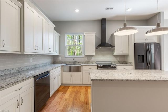 Lot 14 Riverpoint TRL, Carrollton, VA 23314