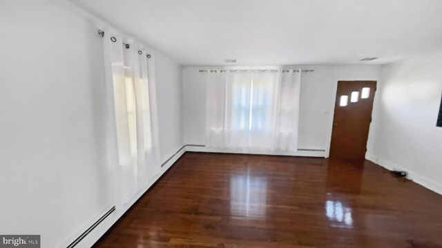 13 NANTICOKE RD, Cambridge, MD 21613