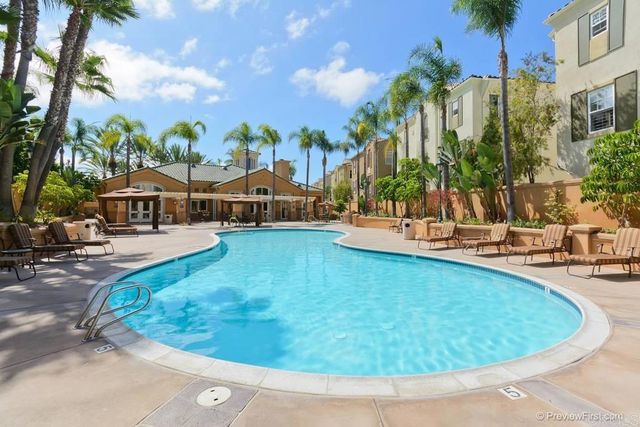 12372 Carmel Country Road 203, San Diego, CA 92130
