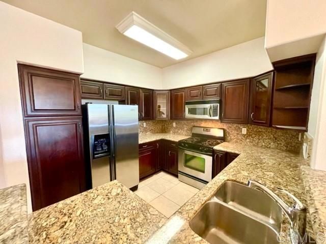 12372 Carmel Country Road 203, San Diego, CA 92130