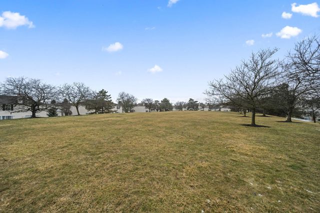 2515 Dahlia Way, 64C, Columbus, OH 43235