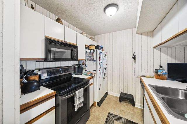 2515 Dahlia Way, 64C, Columbus, OH 43235