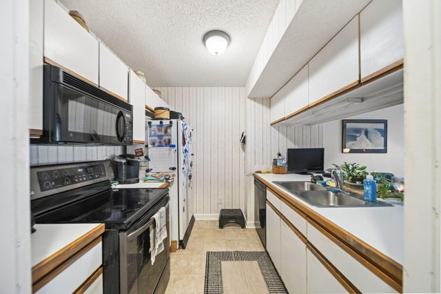 2515 Dahlia Way, 64C, Columbus, OH 43235