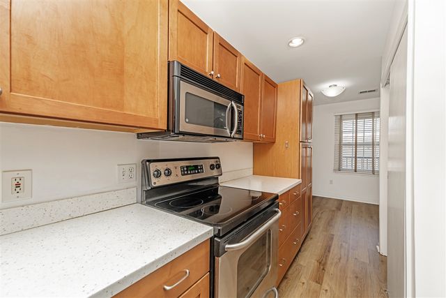 721 Whitcomb Street A, Kalamazoo, MI 49008