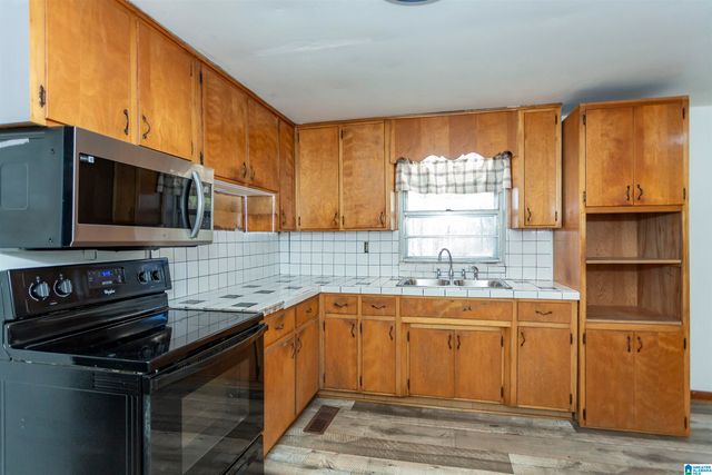 9333 CENTRAL ROAD, Warrior, AL 35180