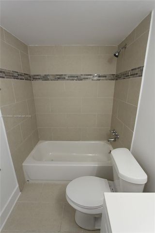801 NW 47th Avenue 614W, Miami, FL 33126
