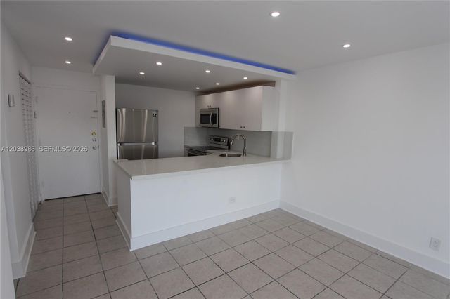 801 NW 47th Avenue 614W, Miami, FL 33126