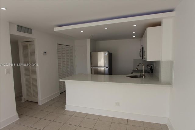 801 NW 47th Avenue 614W, Miami, FL 33126