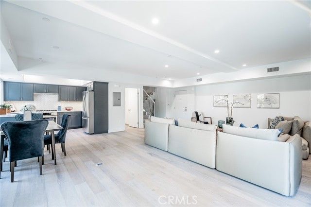 137 S Wilson Avenue 110, Pasadena, CA 91106