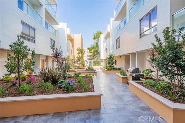 137 S Wilson Avenue 110, Pasadena, CA 91106