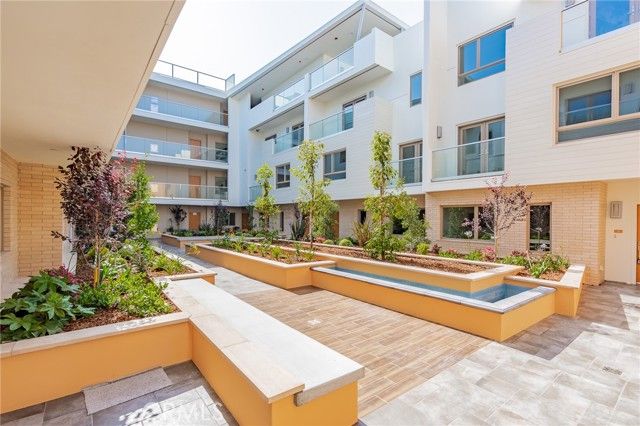 137 S Wilson Avenue 110, Pasadena, CA 91106