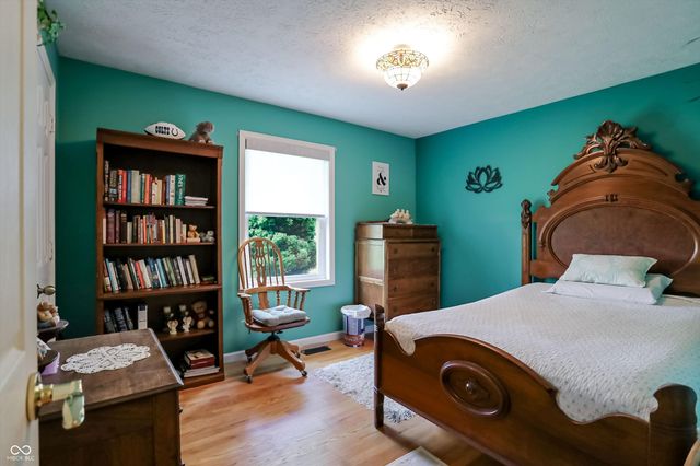 8175 S Mitthoeffer Road, Indianapolis, IN 46259