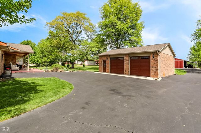 8175 S Mitthoeffer Road, Indianapolis, IN 46259
