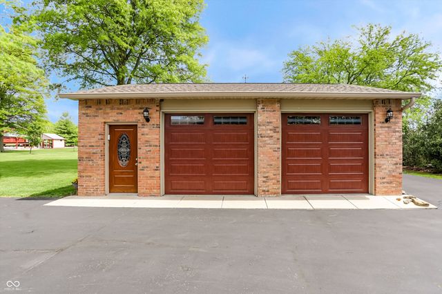8175 S Mitthoeffer Road, Indianapolis, IN 46259