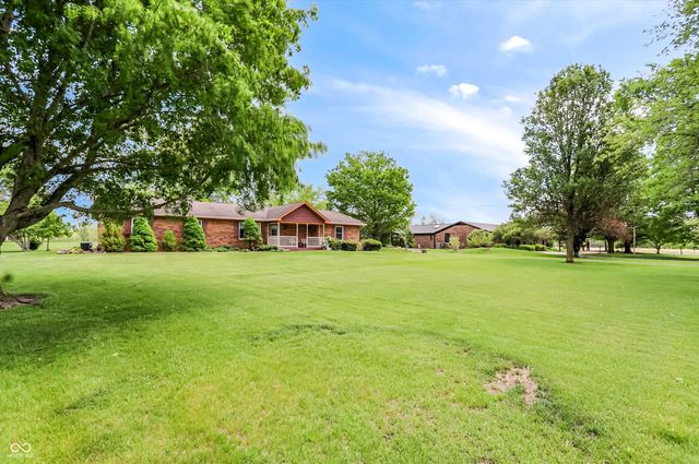 8175 S Mitthoeffer Road, Indianapolis, IN 46259