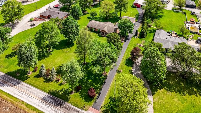 8175 S Mitthoeffer Road, Indianapolis, IN 46259