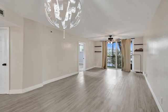 5300 NE 24th Terrace 201 C, Fort Lauderdale, FL 33308