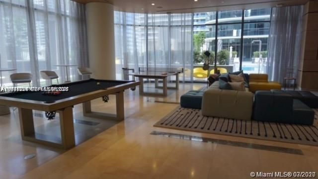 55 SW 9th St 3307, Miami, FL 33130